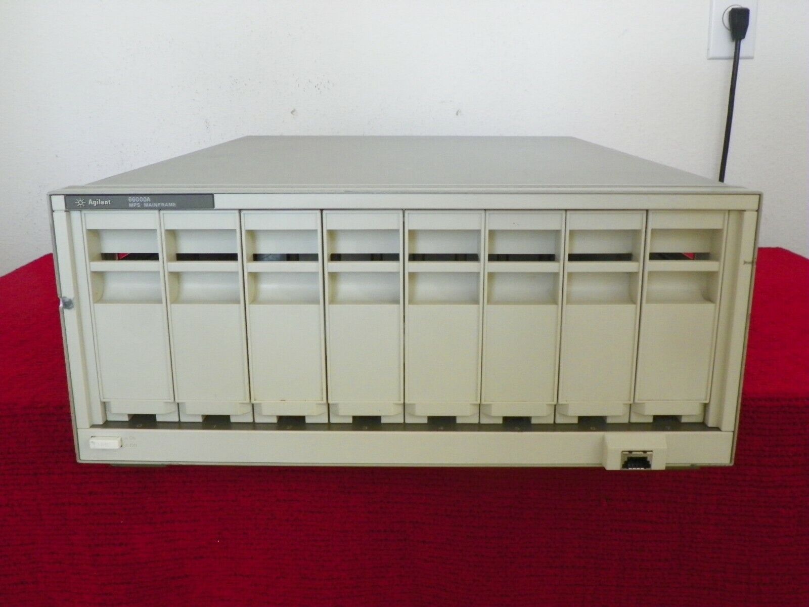 Hp Agilent 66000A 1200W 8-Slot DC Modular Power System Mainframe (many in stock) Hp Agilent 66000A 1200W 8-Slot DC Modular Power System Mainframe (many in stock)